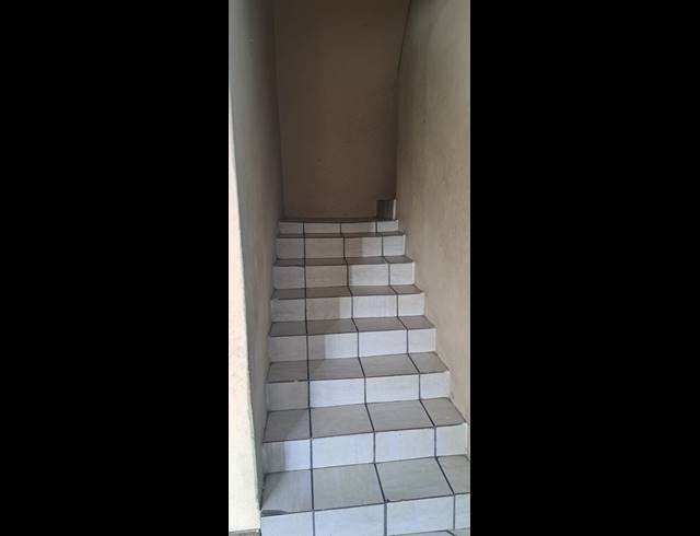 2 BEDROOM TOWNHOUSE FOR SALE IN VANDERBIJLPARK CE 3